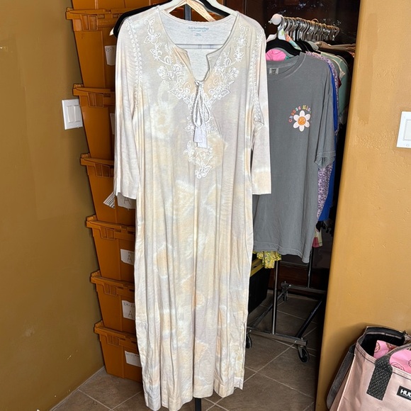 NWT Soft Surroundings Ibiza Tie Dye Caftan Size Medium - Picture 1 of 16